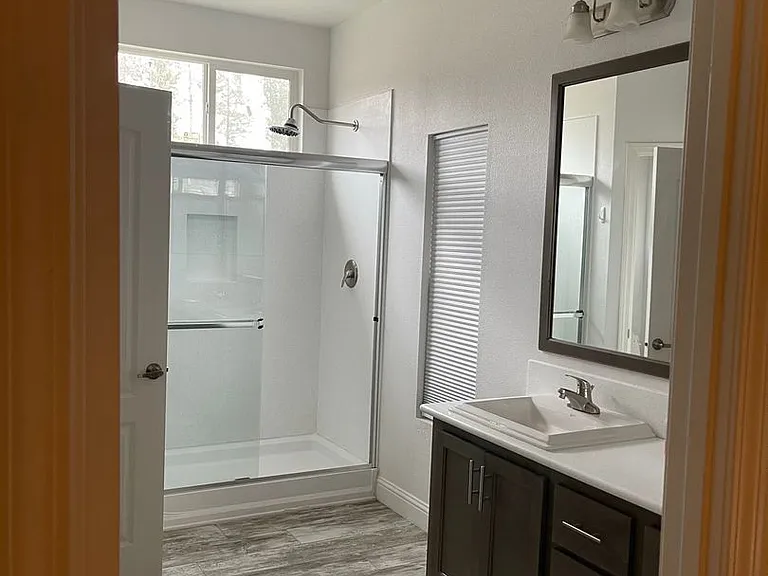 13676 Andover Dr — Photo 15