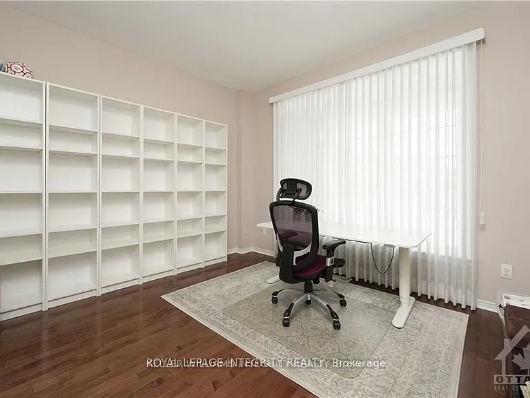 404 Kilmarnock Way — Photo 12