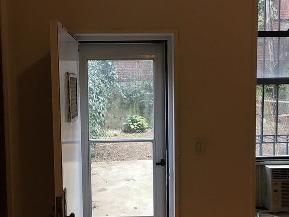 2nd image of 435 7th Ave APT 1A