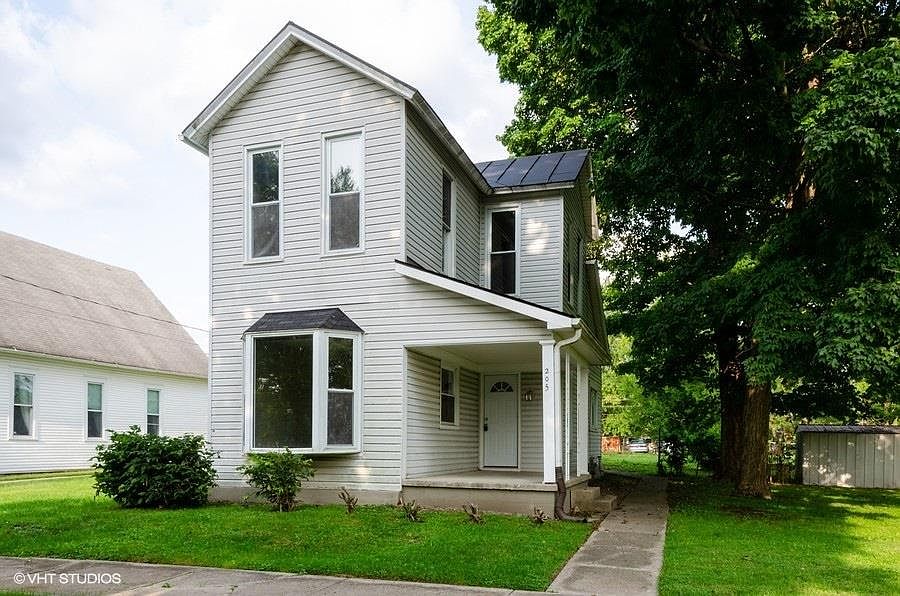 1st image of 205 N Green St