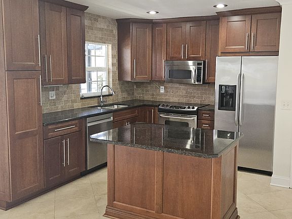 5th image of 8822 Bay Pointe Dr Unit F203