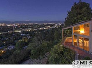 16111 Meadowview Dr, Encino, CA 91436