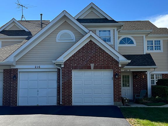 2nd image of 216 Chesterfield Ct Unit C