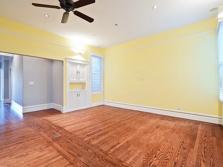 1240 Sanchez St #1 — Photo 2