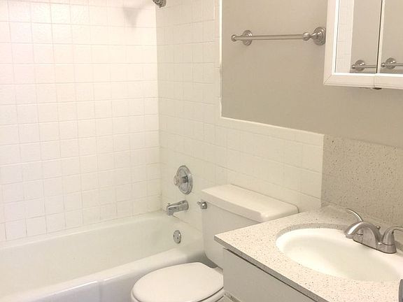 3rd image of 3635 S 900 E APT 37