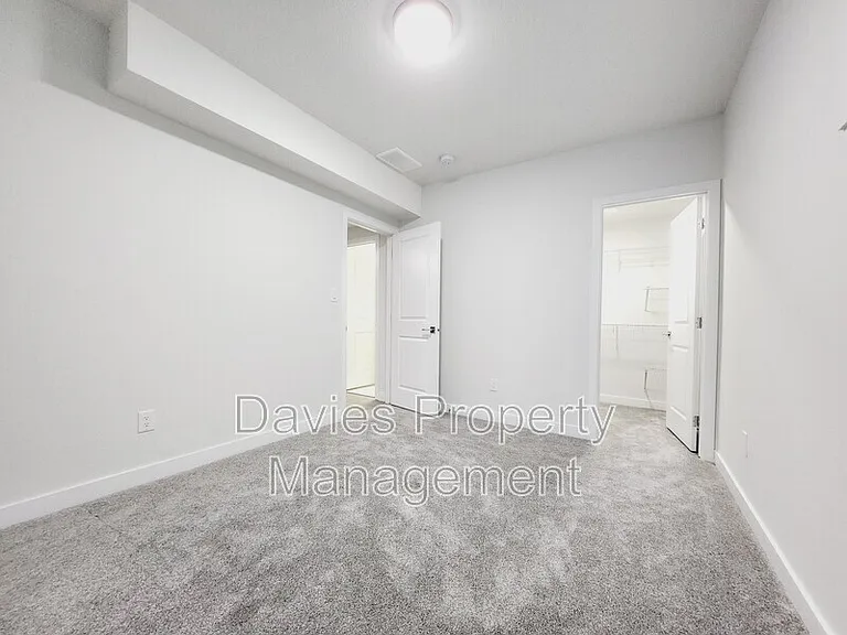 9475 Colak Ln SW #BASEMENT — Photo 5