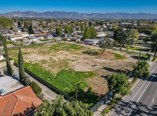 17559 Devonshire St, Northridge, CA 91325