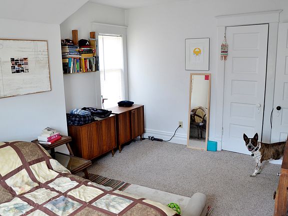 5th image of 916 S Rose St #2