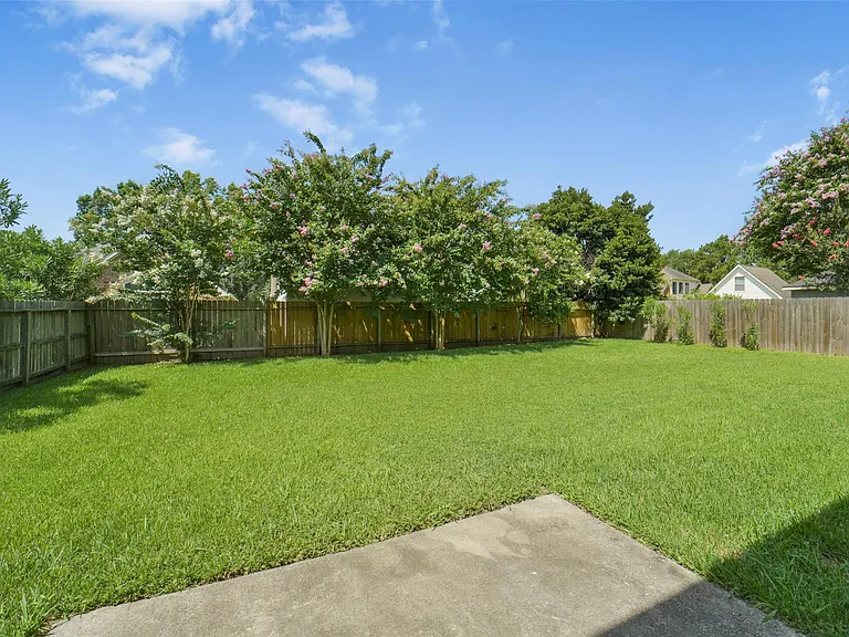 2414 Falcon Knoll Ln — Photo 47