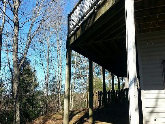 5th image of 1080 Chestnut Dr