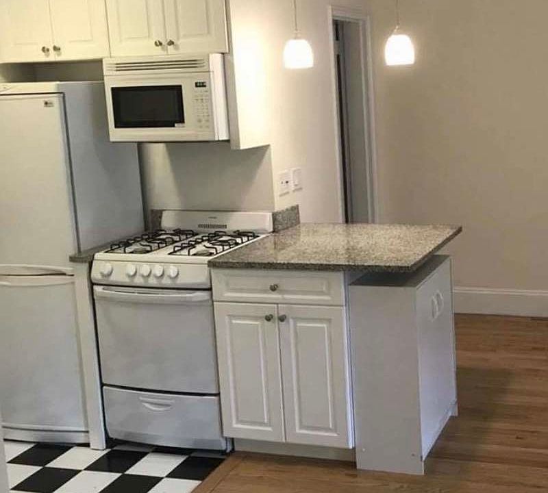 1st image of 131 E 61st St APT 2B