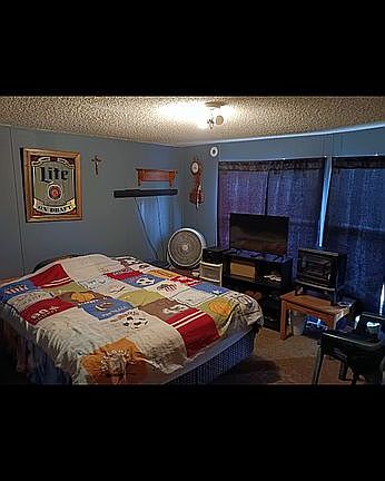 3rd image of 139 Redwood Dr