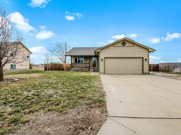 209 Wheatridge Dr, Newton, KS 67114