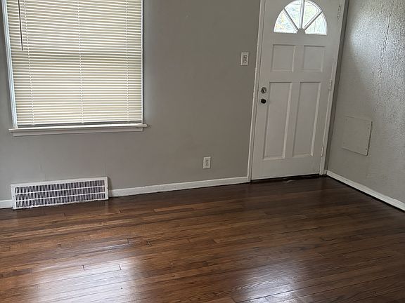 2nd image of 19639 Moross Rd #1