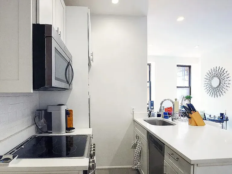 163 Mulberry St #4 — Photo 3