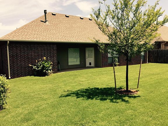 4th image of 7528 NW 130th St