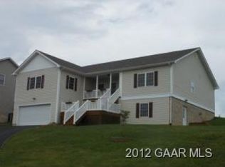 105 Shawn Cres, Staunton, VA 24401