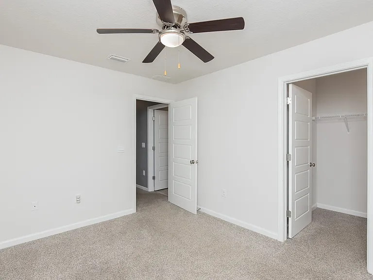 5720 Blackhorse Cir — Photo 16