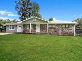 300 Foxboro Dr, Powder Springs, GA 30127