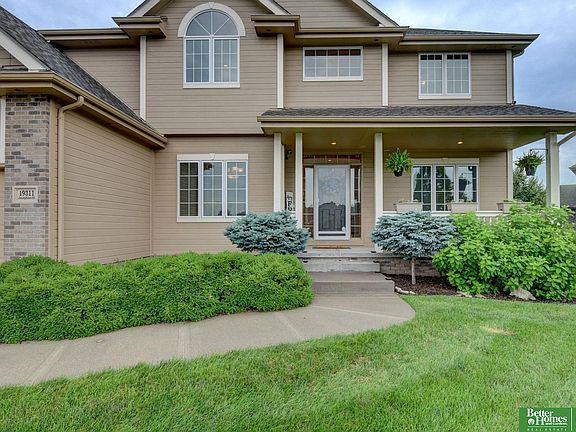 2nd image of 19311 Josephine St