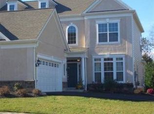 465 Primrose Dr, Lansdale, PA 19446