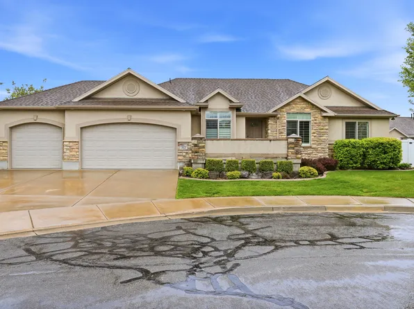 312 W Escala Ln, Centerville, UT 84014