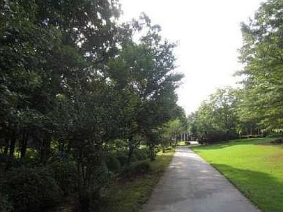 2nd image of 2066 Rockdale Cir