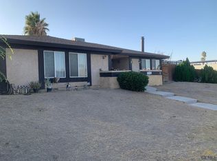 1111 Bell Ave, Taft, CA 93268