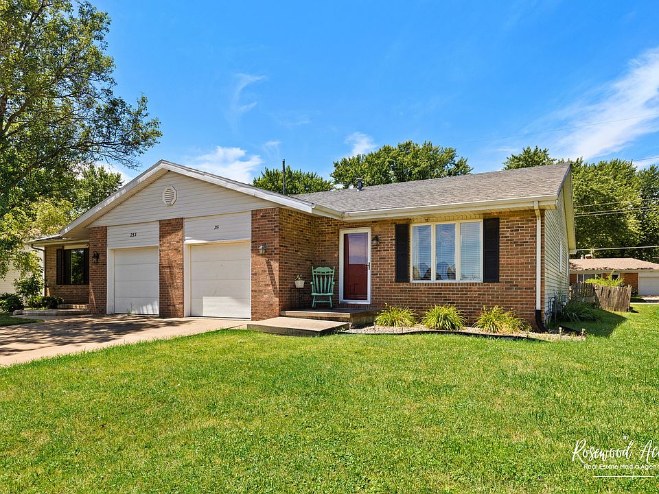 1st image of 255 N Tomagene Dr