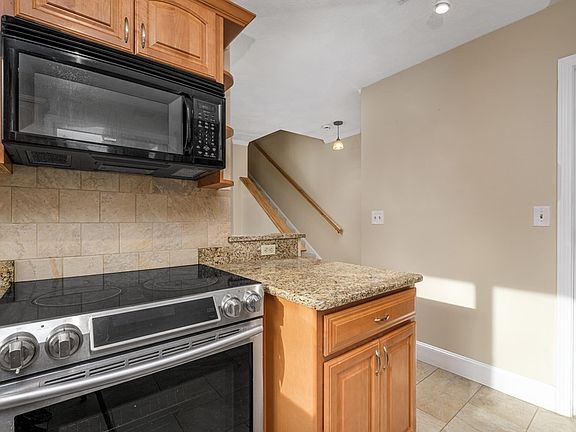 5th image of 901 Sherwood Forest Ln #901