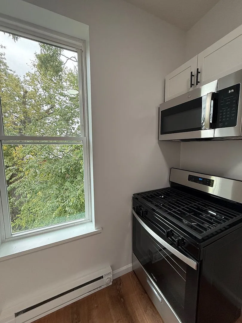 165 Liberty St. — Photo 3