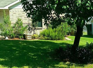 1803 Brookwood Dr, Terrell, TX 75160