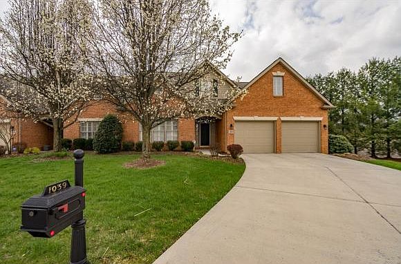 1st image of 1039 Hunters Lake Dr