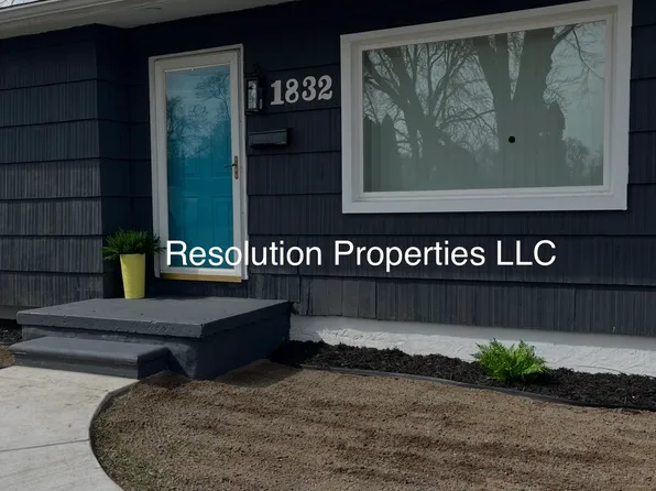 1832 Gilmartin St, Flint, MI 48503