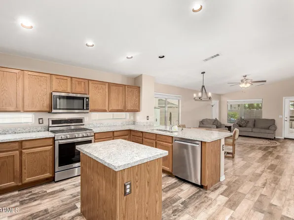11023 W UTOPIA Road, Sun City, AZ 85373