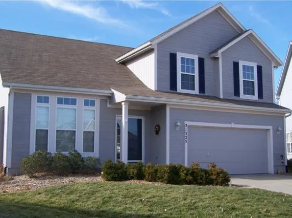 21325 W 120th Ter, Olathe, KS 66061