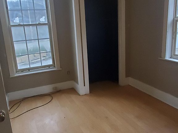 4th image of 78 Elm St