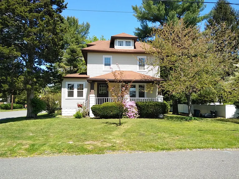 23 Georgetown Rd — Photo 5
