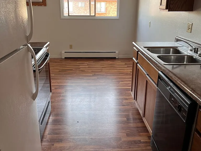 2124 E Divide Ave #328 — Photo 3