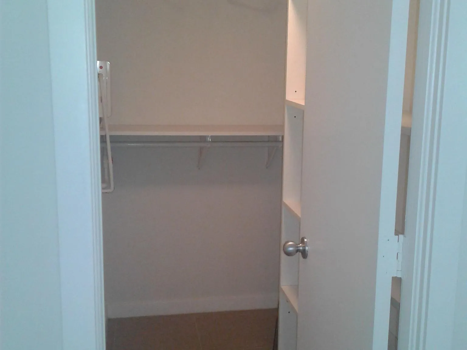 Studio, 650 sqft, $1,625 — Photo 4
