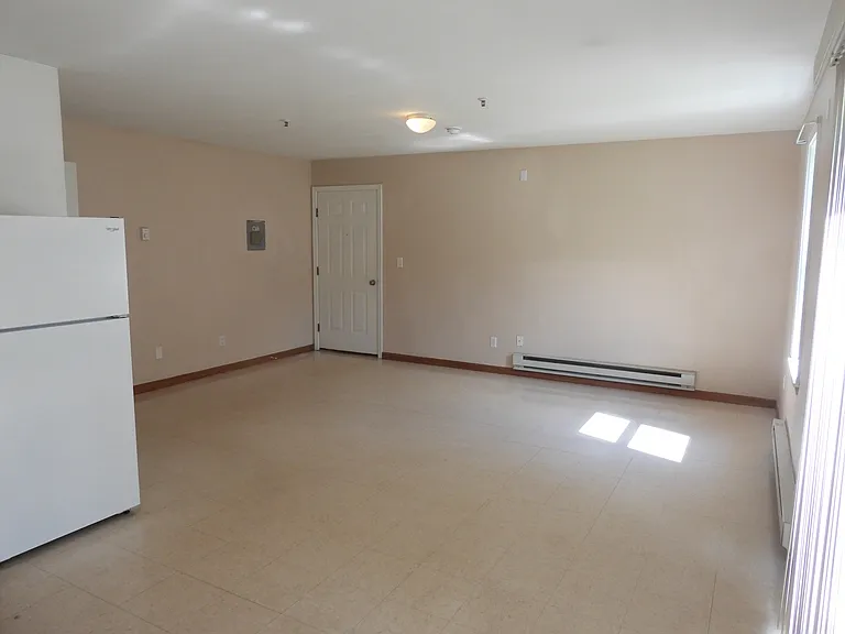 6300 W Port Bay Rd #B — Photo 4