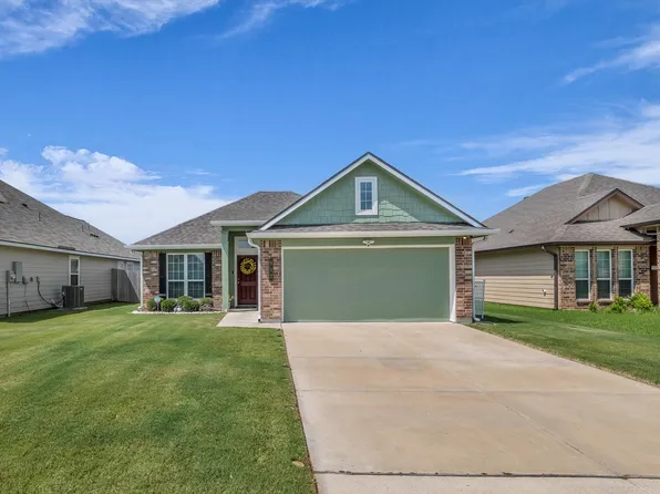 917 N Fork Ranch Rd, Waco, TX 76705