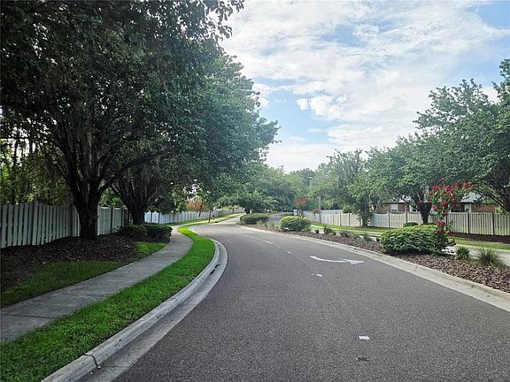 3rd image of 1611 NW 121st Way