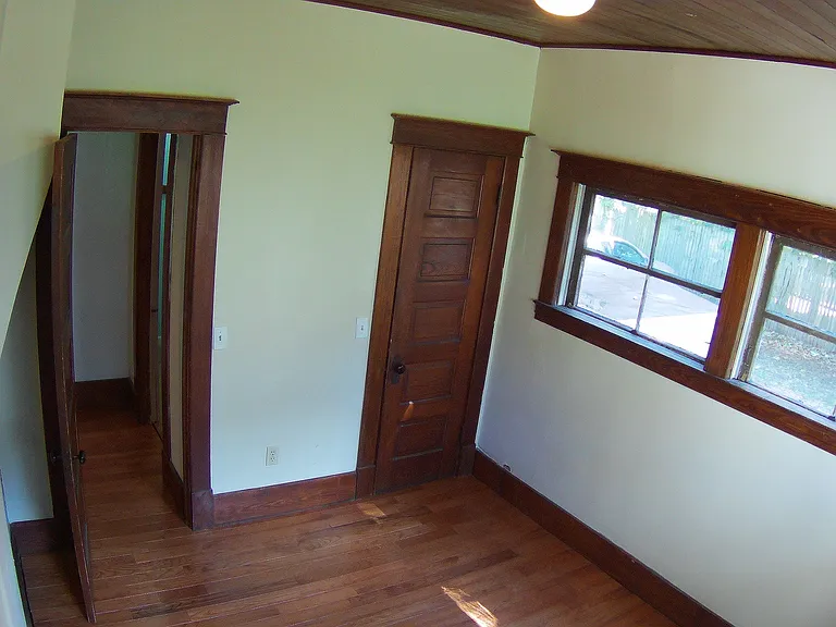 715 W Lovell St — Photo 17