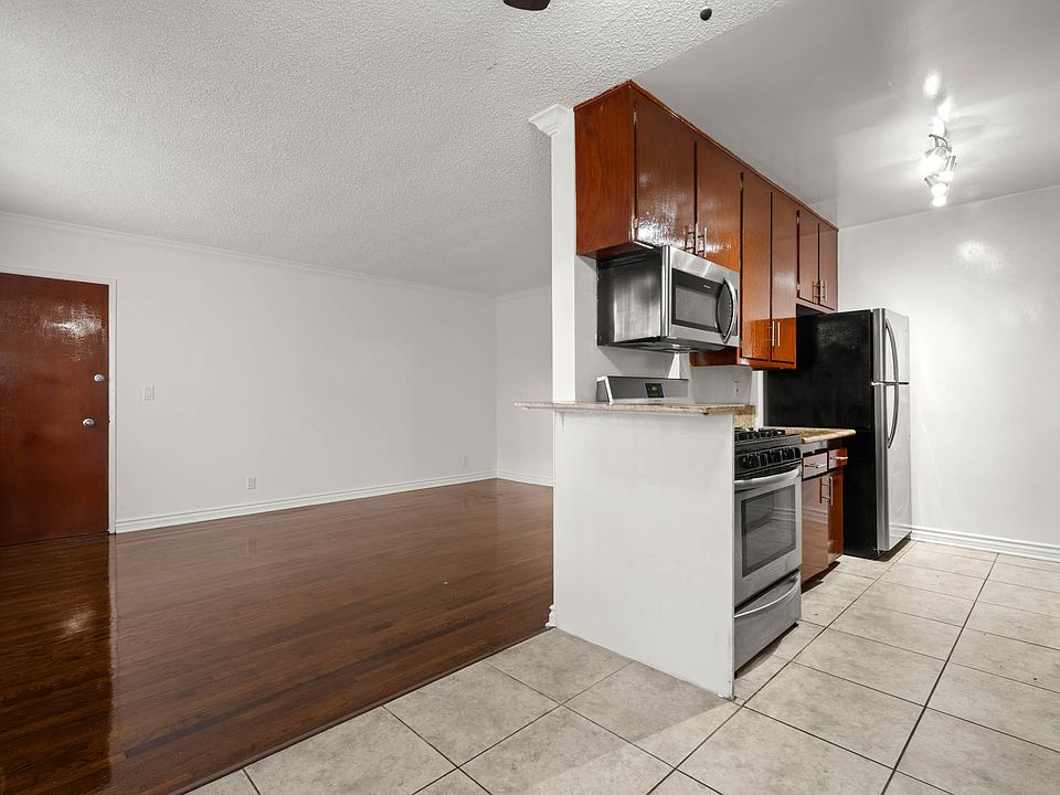 1st image of 956 N Wilcox Ave #1B-1Ba-650Sqft