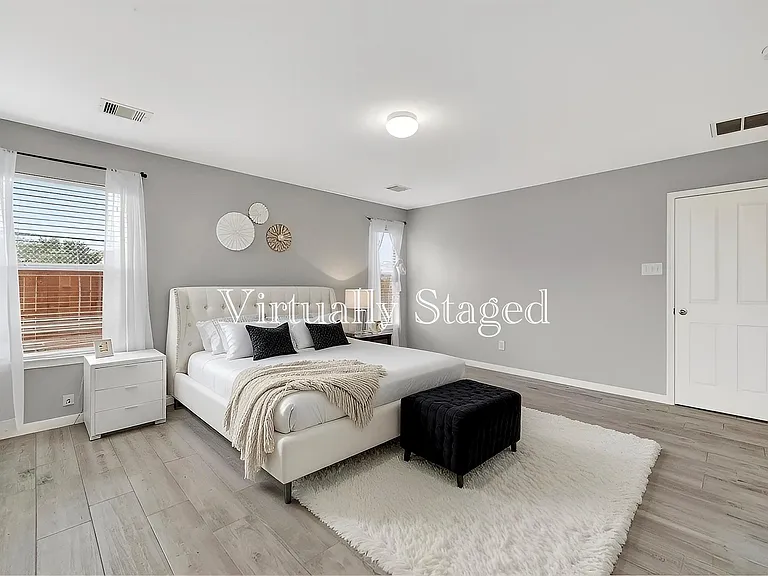 20610 Moonrise River Ln — Photo 2