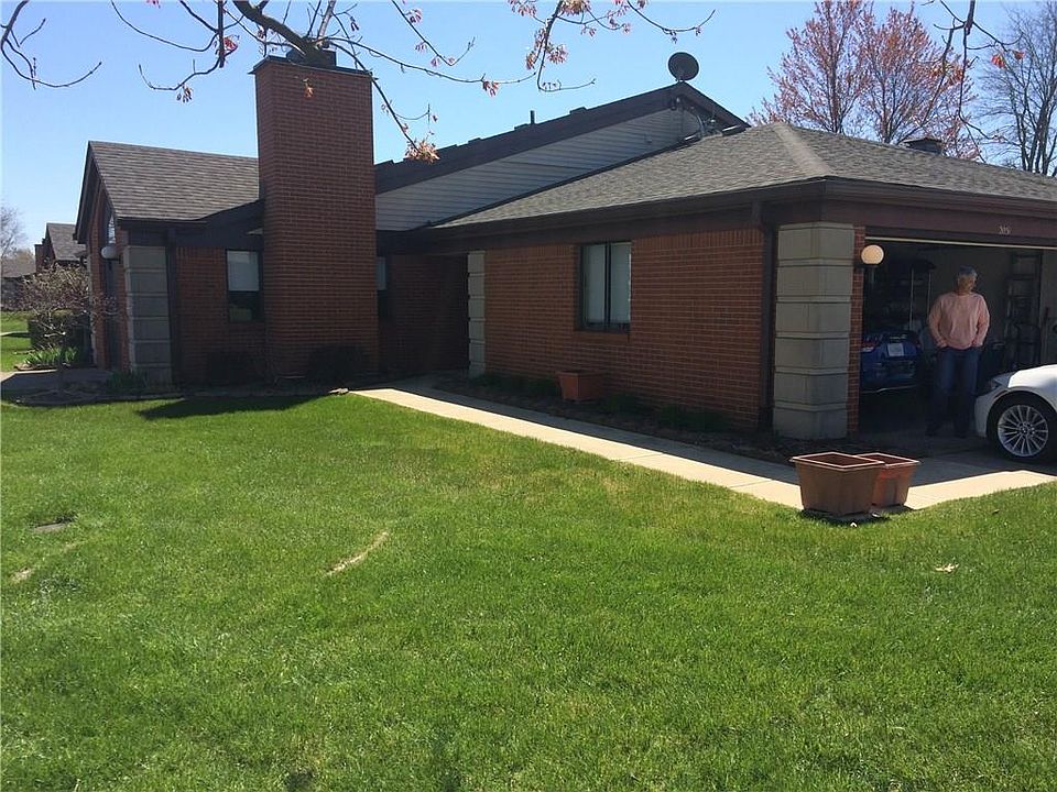 1st image of 2051 Oak Run North Dr N