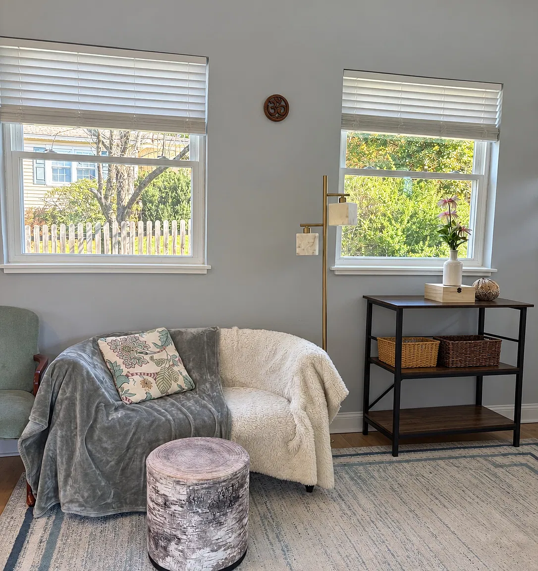 Studio, 550 sqft, $1,250 — Photo 2