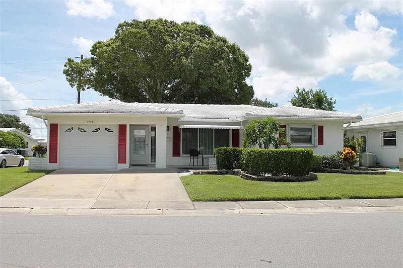 9905 Mainlands Blvd W, Pinellas Park, FL 33782 Zillow