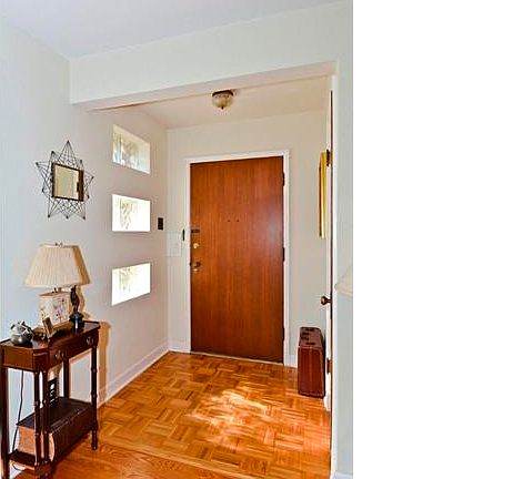 3rd image of 6415 Center Ct